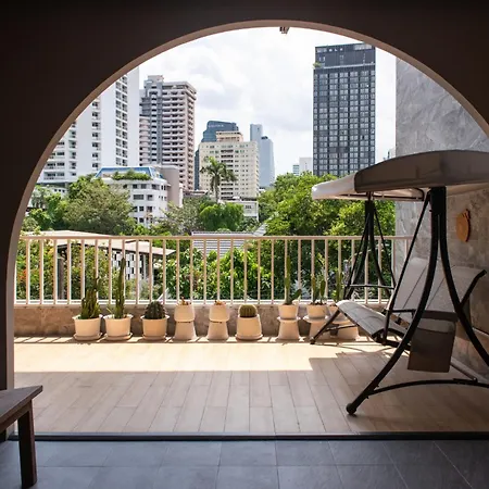 Shizuka House Hotel