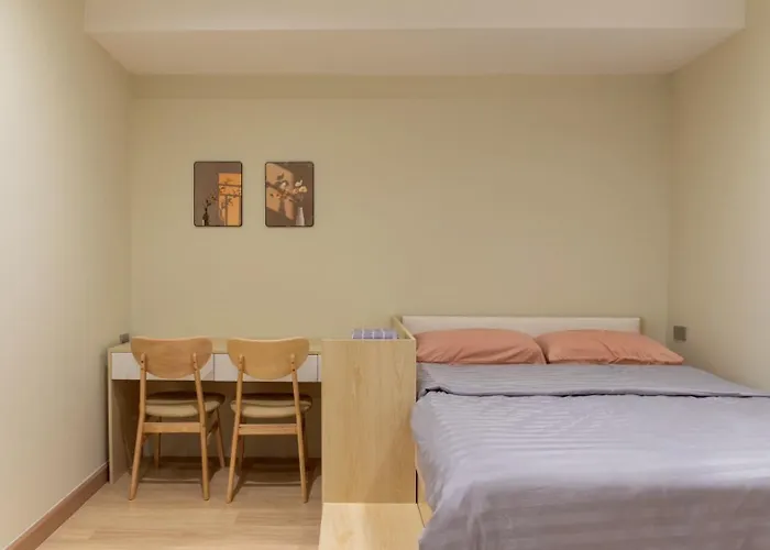 Hotel Shizuka House - 500 M Walk To Bts Phrom Phong *