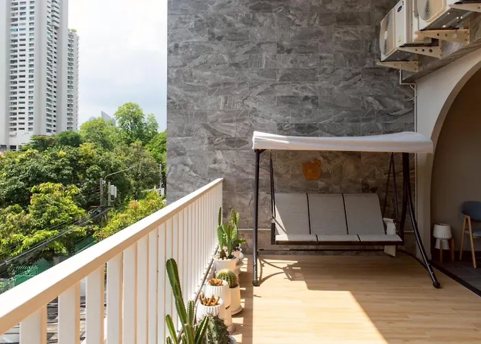 Hotel Shizuka House - 500 M Walk To Bts Phrom Phong