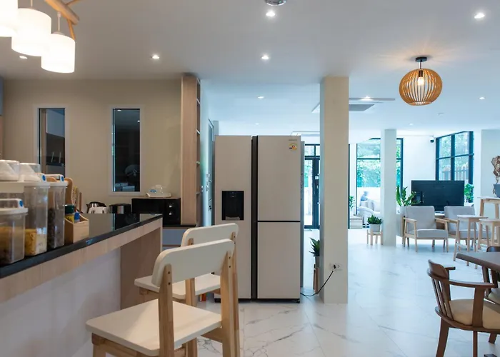 Hotel Shizuka House - 500 M Walk To Bts Phrom Phong