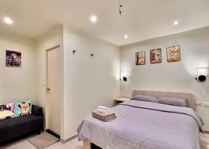 Hotel Shizuka House - 500 M Walk To Bts Phrom Phong